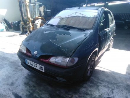 Vehiculo en el desguace: RENAULT MEGANE I SCENIC (JA0) 1.9 dTi Diesel CAT