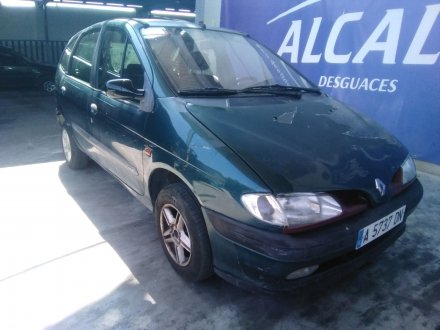 Vehiculo en el desguace: RENAULT MEGANE I SCENIC (JA0) 1.9 dTi Diesel CAT