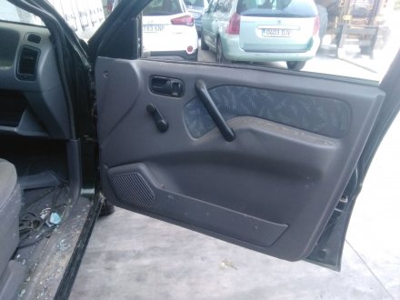 Vehiculo en el desguace: NISSAN TERRANO/TERRANO.II (R20) Comfort