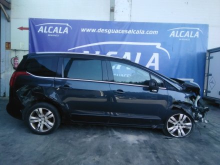 Vehiculo en el desguace: PEUGEOT 5008 *