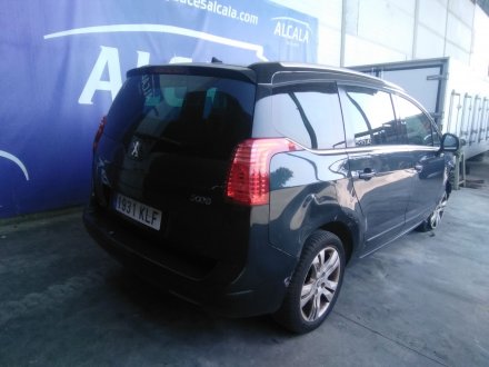 Vehiculo en el desguace: PEUGEOT 5008 *