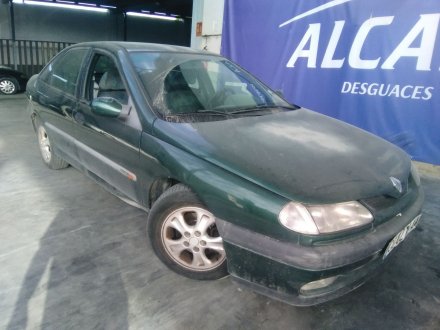 Vehiculo en el desguace: RENAULT LAGUNA (B56) 2.2 D Anade