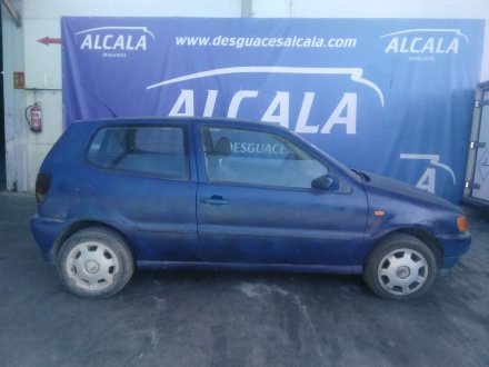 Vehiculo en el desguace: VOLKSWAGEN POLO BERLINA (6N1) Air