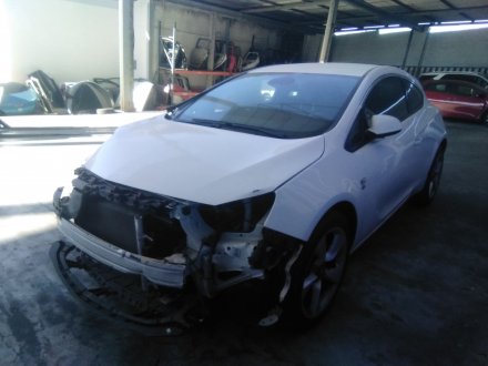 Vehiculo en el desguace: OPEL ASTRA J GTC *