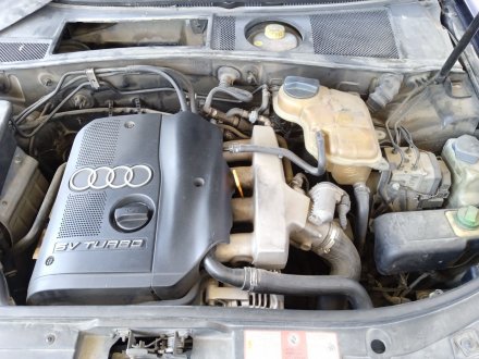 Vehiculo en el desguace: AUDI A6 BERLINA (4B2) 1.8 20V Turbo