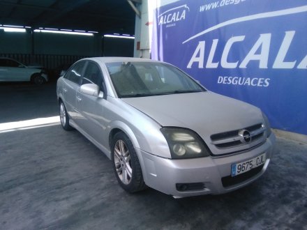 Vehiculo en el desguace: OPEL VECTRA C BERLINA Club