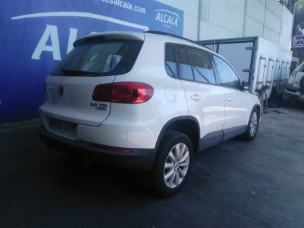 Vehiculo en el desguace: VOLKSWAGEN TIGUAN (5N2) *