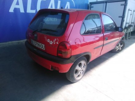 Vehiculo en el desguace: OPEL CORSA B 1.7 Diesel