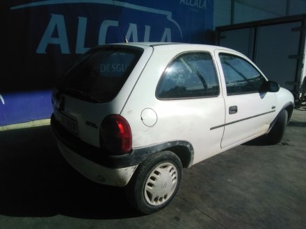 Vehiculo en el desguace: OPEL CORSA B 1.7 Diesel