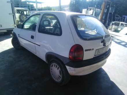 Vehiculo en el desguace: OPEL CORSA B 1.7 Diesel