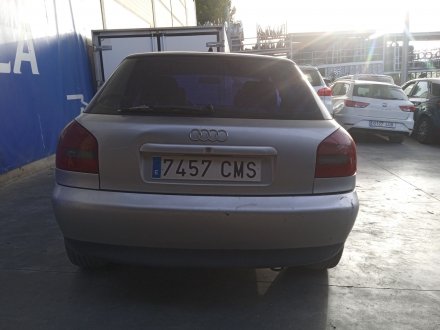 Vehiculo en el desguace: AUDI A3 (8L) 1.9 TDI