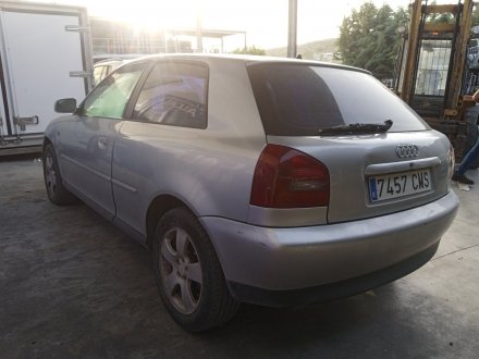 Vehiculo en el desguace: AUDI A3 (8L) 1.9 TDI