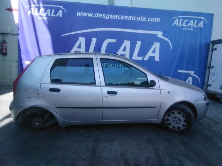 Vehiculo en el desguace: FIAT PUNTO BERLINA (188) 1.2 16V CAT