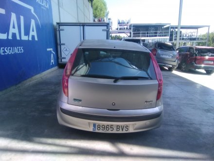 Vehiculo en el desguace: FIAT PUNTO BERLINA (188) 1.2 16V CAT