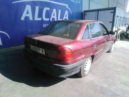 Vehiculo en el desguace: OPEL ASTRA F BERLINA 1.7 Turbodiesel (17 DT / LU8)