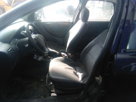 Vehiculo en el desguace: OPEL CORSA C 1.3 16V CDTI CAT (Z 13 DT / LN9)