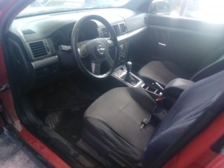 Vehiculo en el desguace: OPEL VECTRA C BERLINA 1.9 CDTI