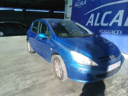 Vehiculo en el desguace: PEUGEOT 307 (S1) XR Clim Plus