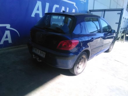 Vehiculo en el desguace: PEUGEOT 307 (3A/C) 1.4 HDi