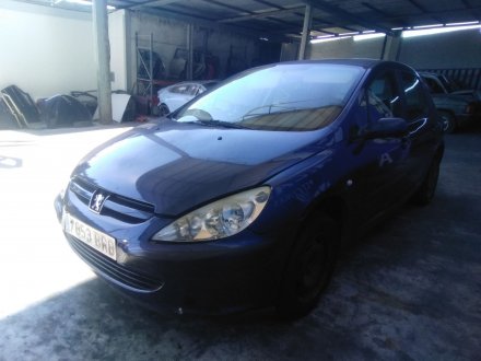 Vehiculo en el desguace: PEUGEOT 307 (3A/C) 1.4 HDi