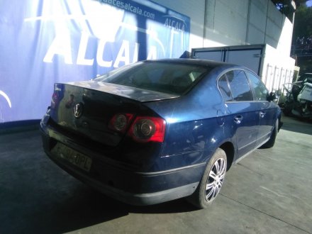 Vehiculo en el desguace: VOLKSWAGEN PASSAT BERLINA (3C2) 2.0 TDI