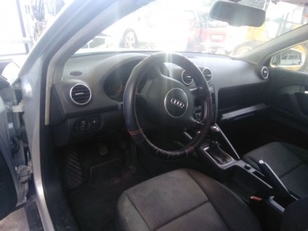Vehiculo en el desguace: AUDI A3 (8P1) 2.0 TDI