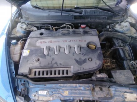 Vehiculo en el desguace: ALFA ROMEO 147 (190) 1.9 JTD (M) 16V CAT