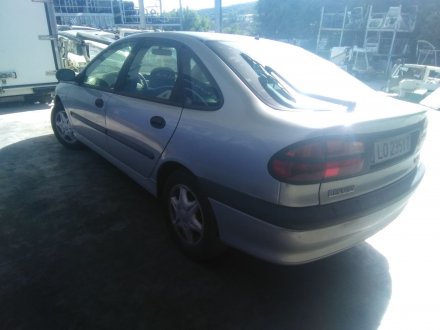 Vehiculo en el desguace: RENAULT LAGUNA (B56) 1.9 dTi Diesel CAT