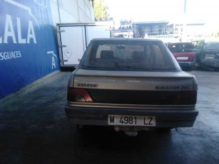 Vehiculo en el desguace: PEUGEOT 309 GL