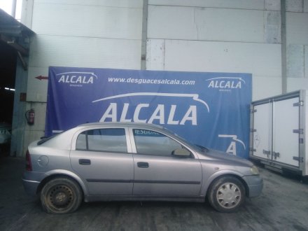 Vehiculo en el desguace: OPEL ASTRA G BERLINA Club