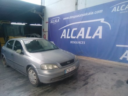 Vehiculo en el desguace: OPEL ASTRA G BERLINA Club