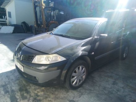 Vehiculo en el desguace: RENAULT MEGANE II BERLINA 5P Authentique