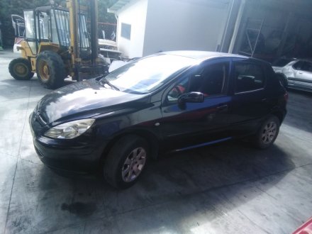 Vehiculo en el desguace: PEUGEOT 307 (S1) XS