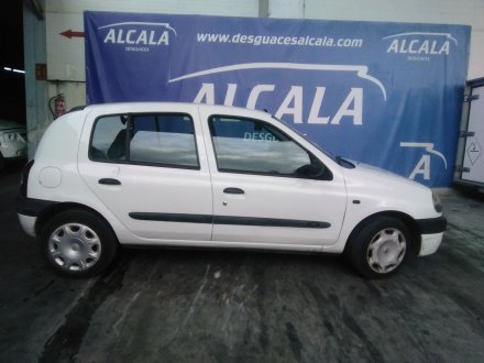 Vehiculo en el desguace: RENAULT CLIO II FASE I (B/CBO) 1.2