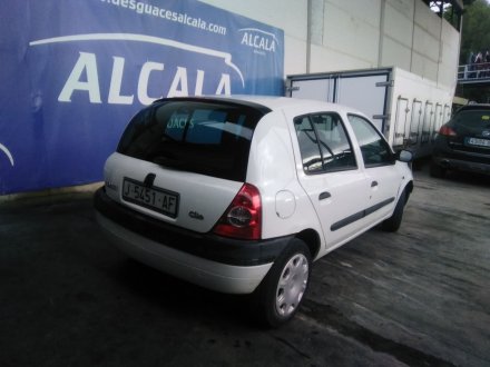 Vehiculo en el desguace: RENAULT CLIO II FASE I (B/CBO) 1.2