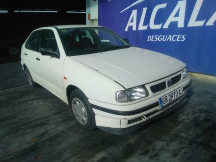 Vehiculo en el desguace: SEAT CORDOBA (6K1, 6K2) 1.8 i