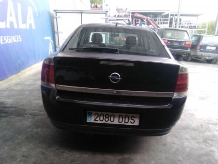 Vehiculo en el desguace: OPEL VECTRA C BERLINA 1.9 CDTI