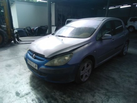 Vehiculo en el desguace: PEUGEOT 307 (3A/C) 2.0 HDi 90