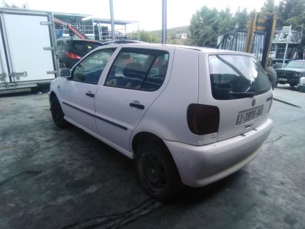 Vehiculo en el desguace: VOLKSWAGEN POLO III (6N1) 64 1.9 D