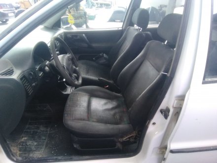 Vehiculo en el desguace: VOLKSWAGEN POLO III (6N1) 64 1.9 D