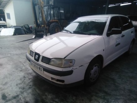 Vehiculo en el desguace: SEAT IBIZA II (6K1) 1.9 SDI