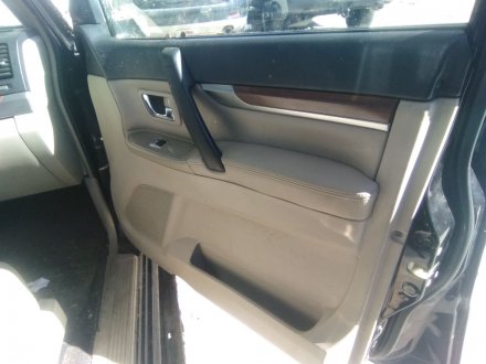 Vehiculo en el desguace: MITSUBISHI MONTERO IV (V8_W, V9_W) 3.2 DI-D (V88W, V98W)