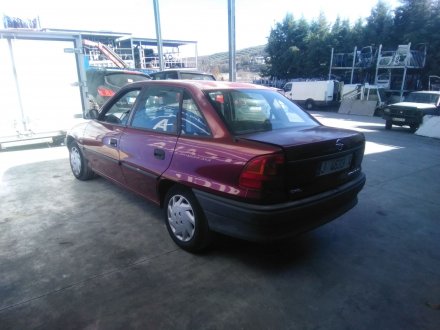 Vehiculo en el desguace: OPEL ASTRA F (T92) 1.6 i 16V (F19, M19)