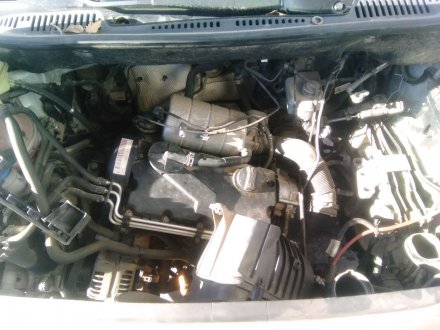 Vehiculo en el desguace: VOLKSWAGEN CADDY III Furgoneta/monovolumen (2KA, 2KH, 2CA, 2CH) 2.0 TDI