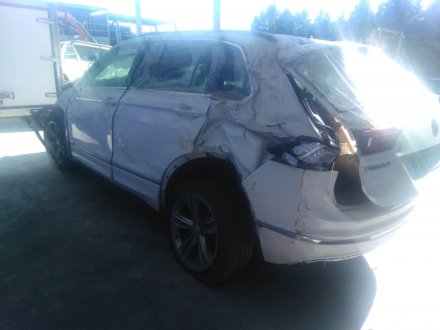 Vehiculo en el desguace: VOLKSWAGEN TIGUAN (AD1, AX1) 2.0 TDI 4motion