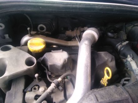 Vehiculo en el desguace: RENAULT CLIO III (BR0/1, CR0/1) 1.5 dCi (BR17, CR17)