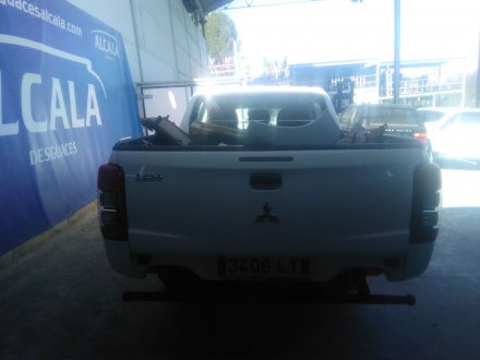 Vehiculo en el desguace: MITSUBISHI L200 / TRITON (KJ_, KK_, KL_) 2.2 DI-D