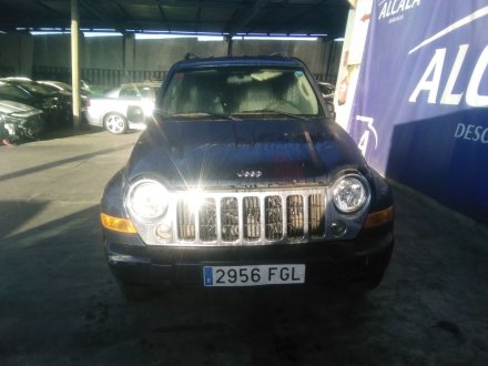 Vehiculo en el desguace: JEEP CHEROKEE (KJ) 2.8 CRD 4x4