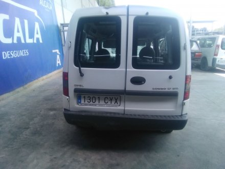 Vehiculo en el desguace: OPEL COMBO Furgoneta/monovolumen 1.7 DTI 16V