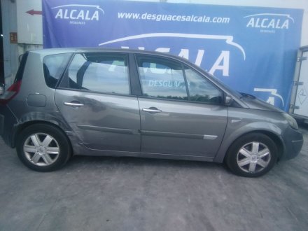 Vehiculo en el desguace: RENAULT SCÉNIC II (JM0/1_) 1.9 dCi (JM0G, JM12, JM1G, JM2C)